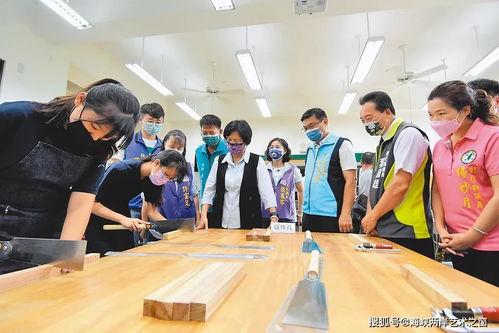 彰化啟動鹿港傳統(tǒng)工匠技藝教育基地 錫工藝 木雕及木作匠師授課