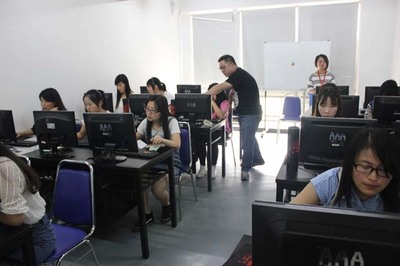 鄭州WEB前端培訓(xùn)機(jī)構(gòu)推薦 AAA教育為何值得選擇？