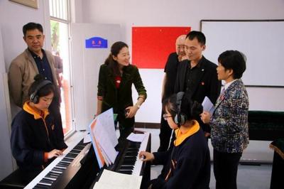 紅色會客廳 一堂有故事的思政課與企業(yè)藝術(shù)教育培訓咨詢的啟迪